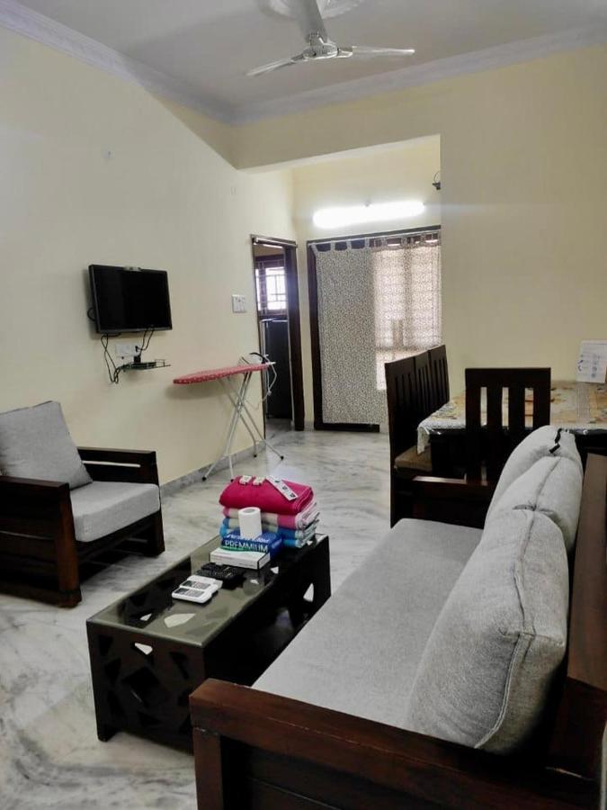 Home To Explore Food, History & Shopping Hyderabad Exterior foto